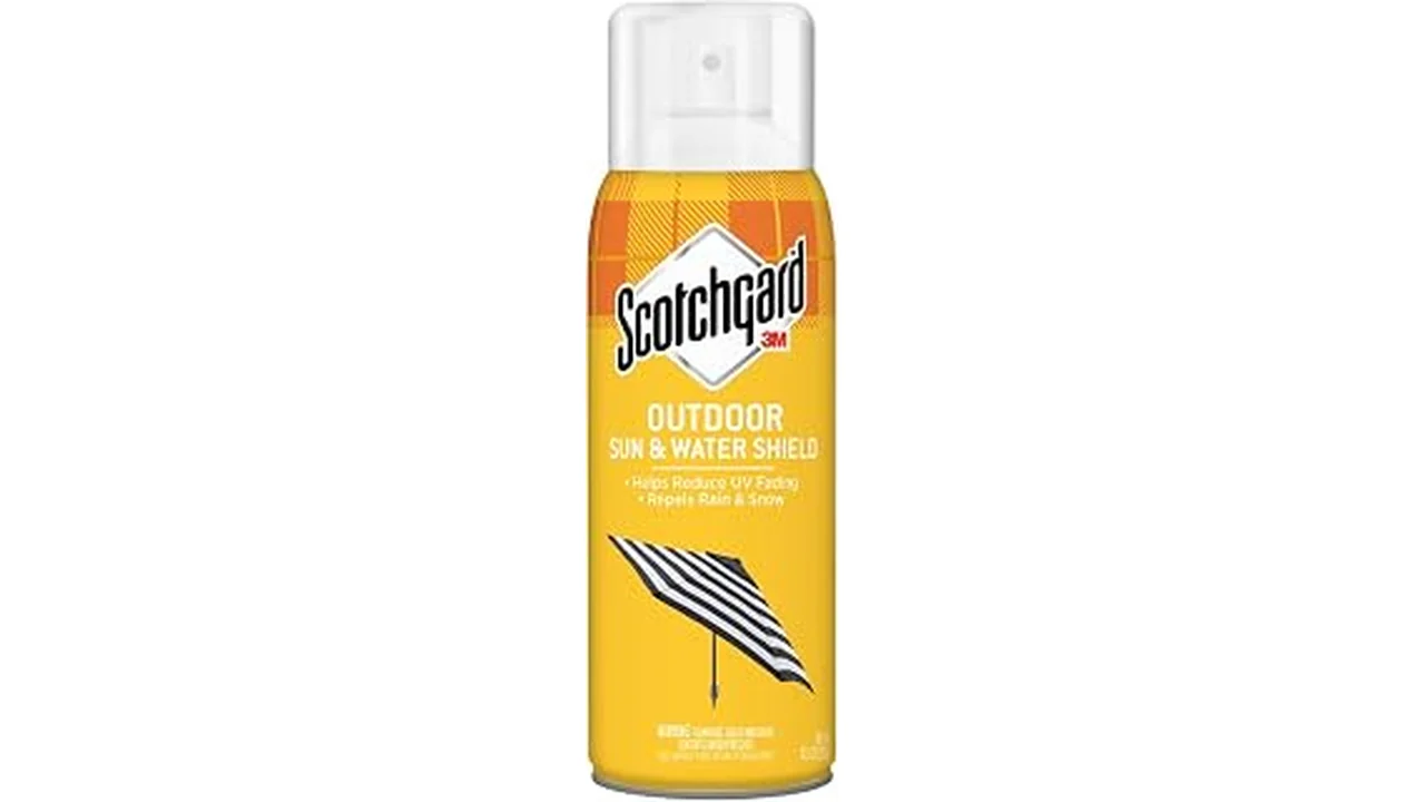 Top Rated 5 Best Fabric Waterproofing Spray for Outdoor Gear